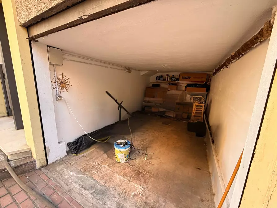 Immagine 19 di Trilocale in vendita  a Modena