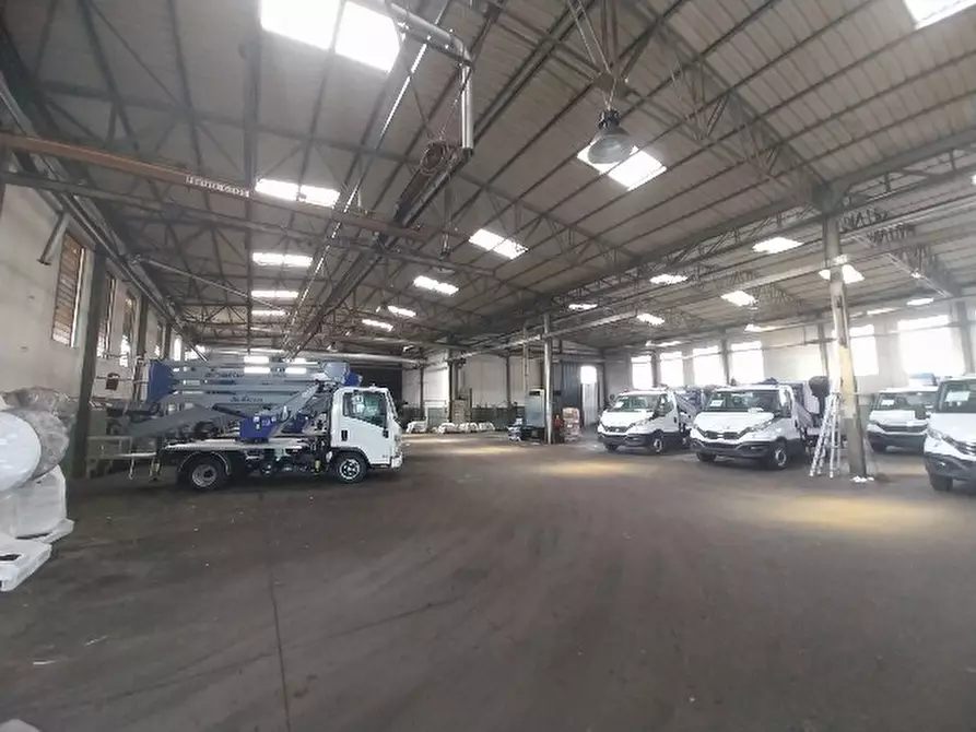 Immagine 9 di Attività artigianale in affitto  in Via Giuseppe Verdi a San Cesario Sul Panaro