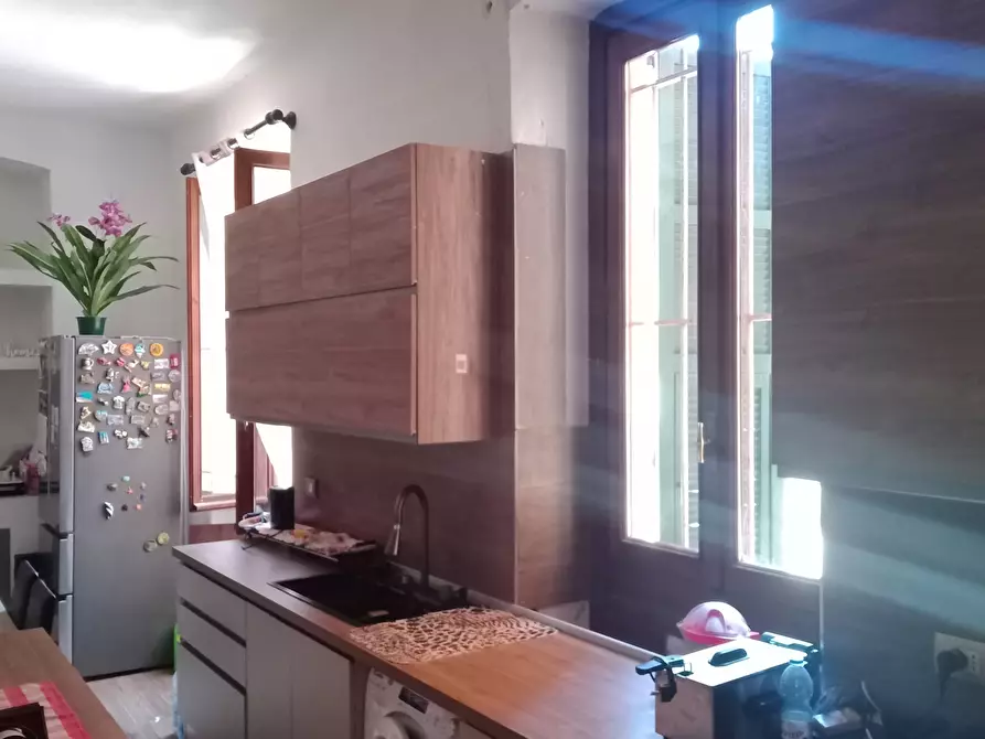 Immagine 11 di Pentalocale in vendita  in Via Roma 29 a Ventimiglia