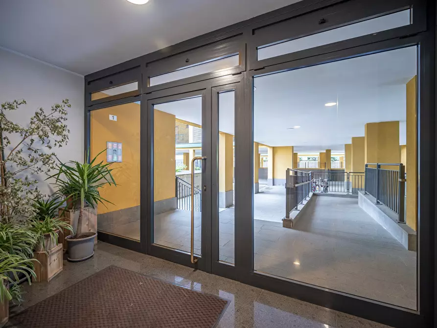 Immagine 8 di Bilocale in vendita  in Largo Monsignor Luigi Calza 7 a Parma