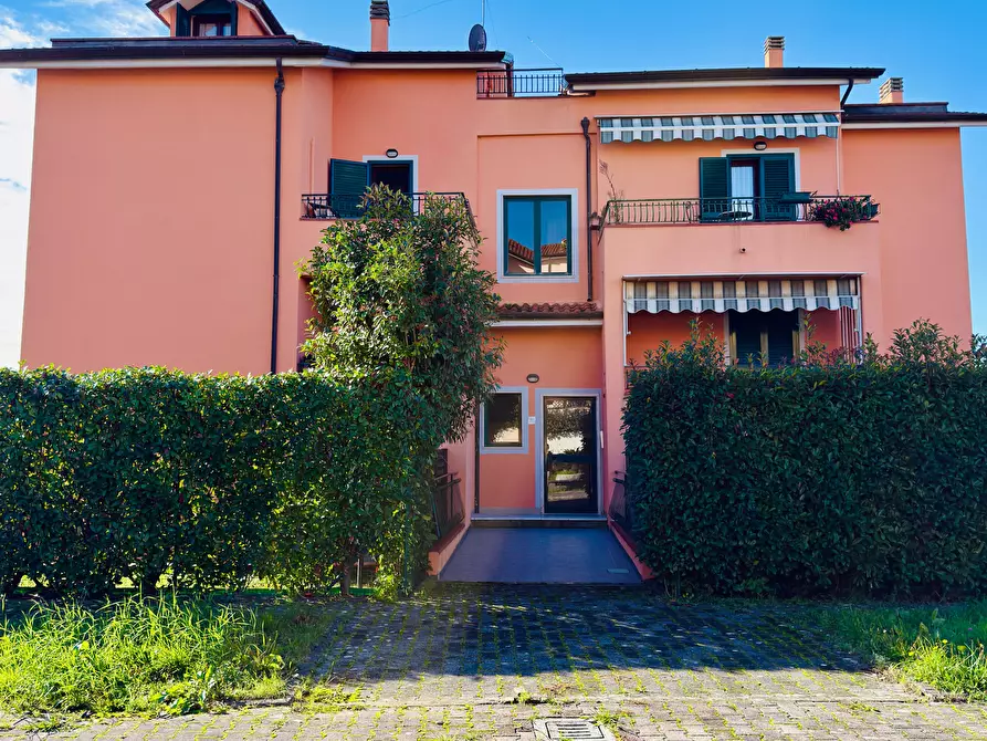 Immagine 26 di Attico in vendita  in Via Cerreti 21 a Santo Stefano Di Magra