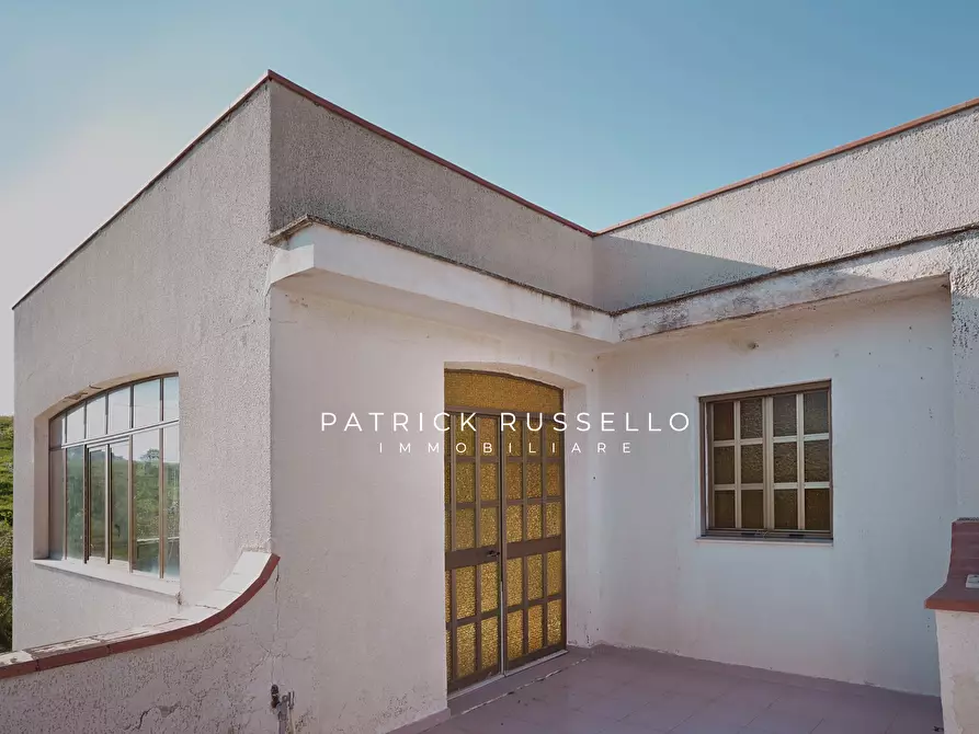 Immagine 26 di Villa in vendita  in Via dei Rovi snc a Gela