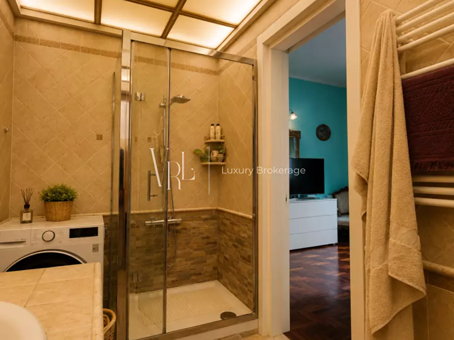 Immagine 21 di Casa bifamiliare in vendita  a Roma