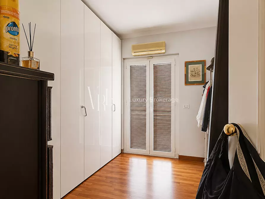 Immagine 18 di Casa bifamiliare in vendita  a Roma