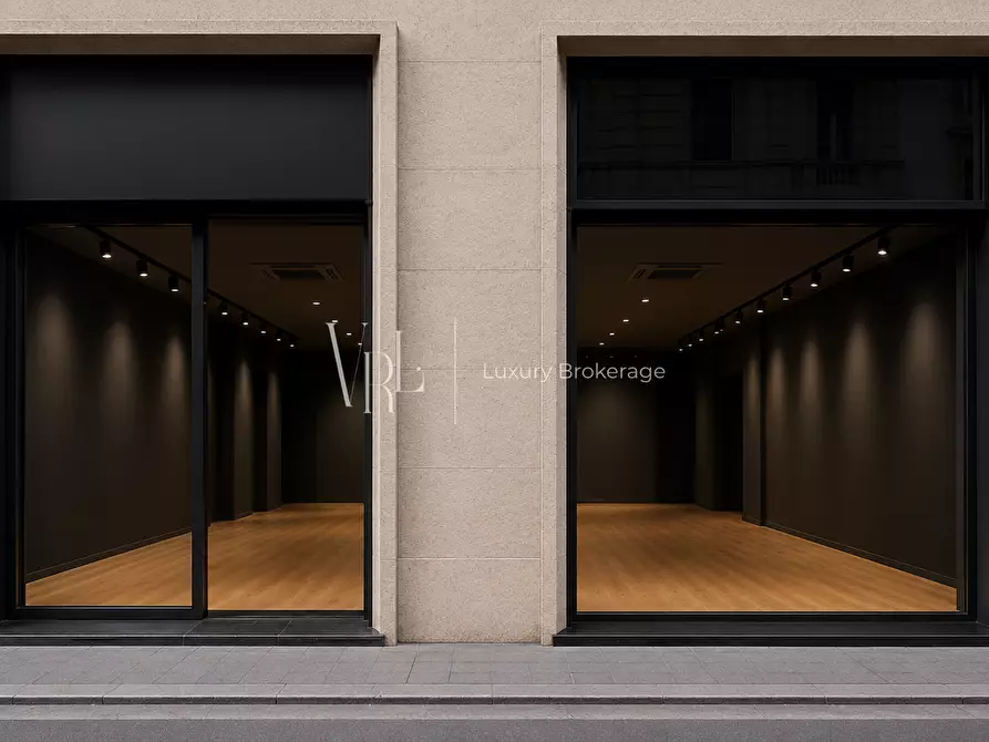 Immagine 7 di Locale commerciale in affitto  a Roma
