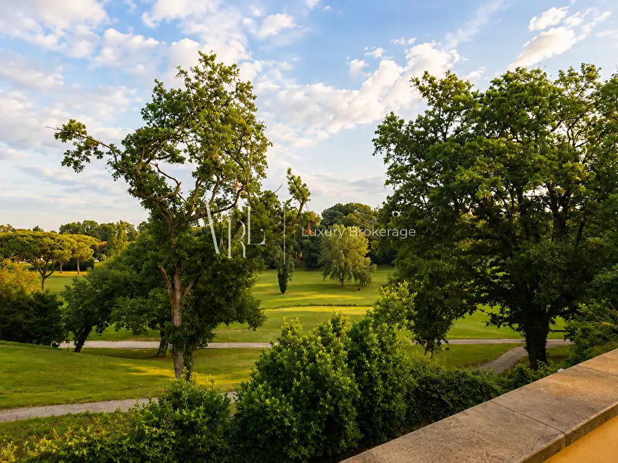 Immagine 19 di Villa in vendita  a Roma