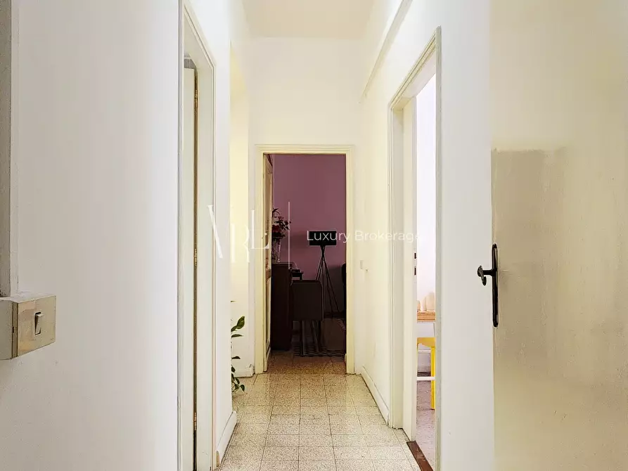 Immagine 17 di Pentalocale in vendita  a Roma