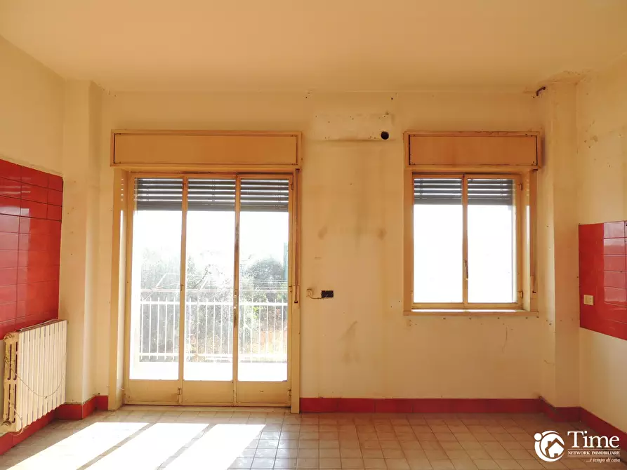 Immagine 8 di Pentalocale in vendita  in Via delle Azalee 13 a Misterbianco