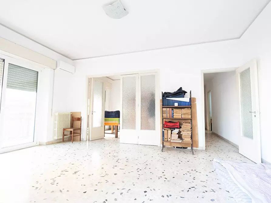 Immagine 20 di Quadrilocale in vendita  in Via Caronda 178 a Catania