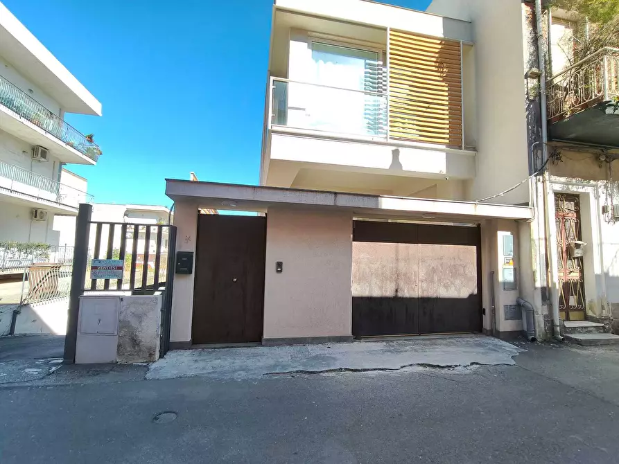 Immagine 58 di Casa indipendente in vendita  in Via Luigi Capuana 16 a Riposto