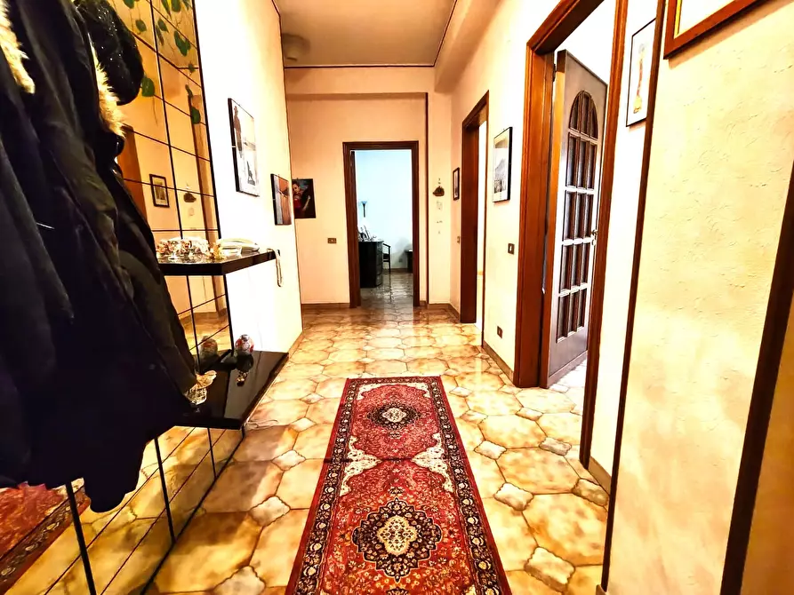 Immagine 6 di Pentalocale in vendita  in Via Bachelet 1 a Misterbianco