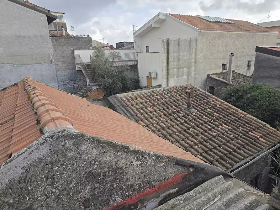 Immagine 11 di Casa indipendente in vendita  in Via Salvatore Quasimodo 2 a Belpasso