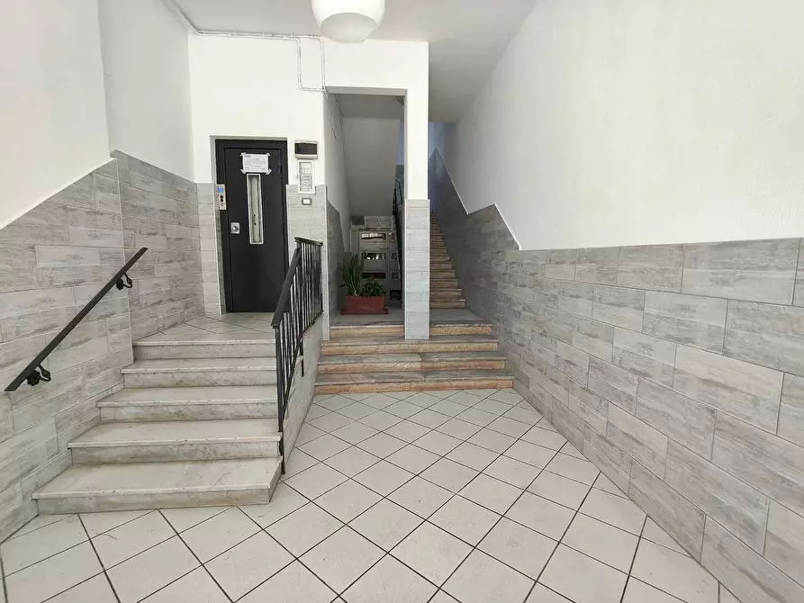 Immagine 36 di Trilocale in vendita  in Via Largo Calabria a Catania