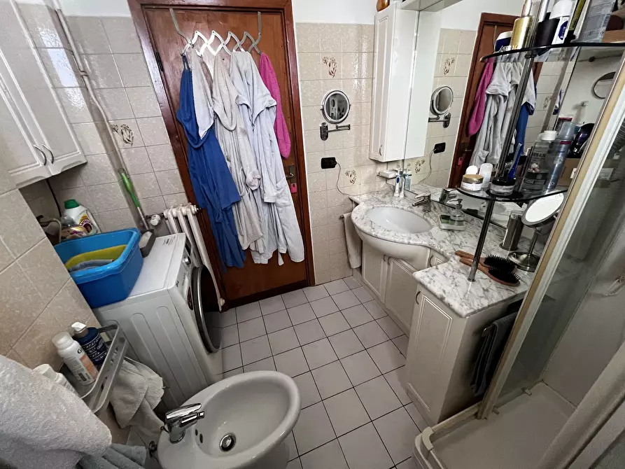 Immagine 15 di Trilocale in vendita  in Via Dogali 61 a Modena