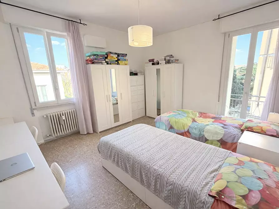 Immagine 14 di Quadrilocale in vendita  a Modena