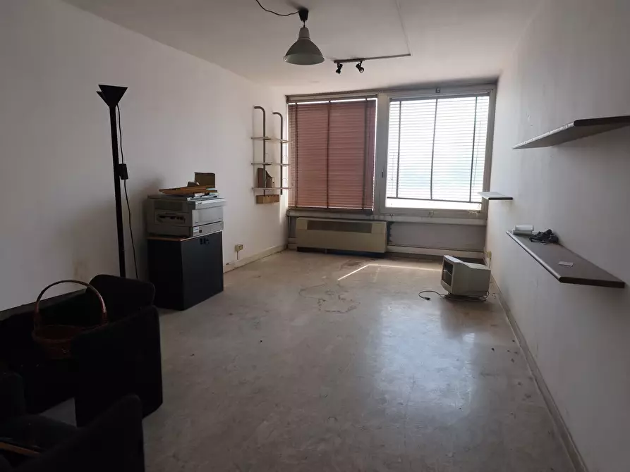 Immagine 27 di Ufficio in vendita  in Via Pietro Giardini 470a a Modena