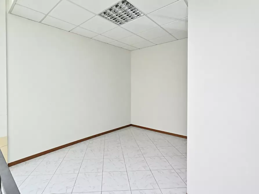 Immagine 14 di Appartamento in vendita  in Viale XX Settembre 28 a Sassuolo