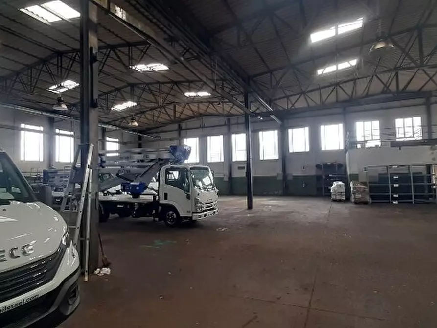 Immagine 6 di Attività artigianale in affitto  in Via Giuseppe Verdi a San Cesario Sul Panaro