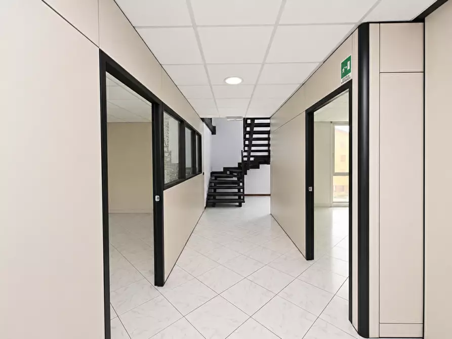 Immagine 13 di Appartamento in vendita  in Viale XX Settembre 28 a Sassuolo