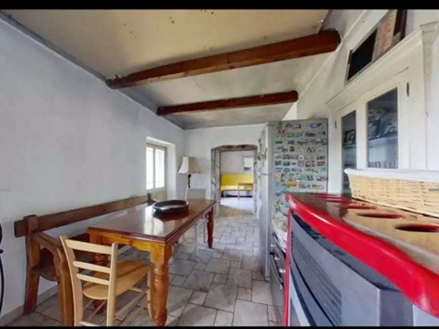 Immagine 13 di Porzione di casa in vendita  in Via Ughetto 18 a Ventimiglia