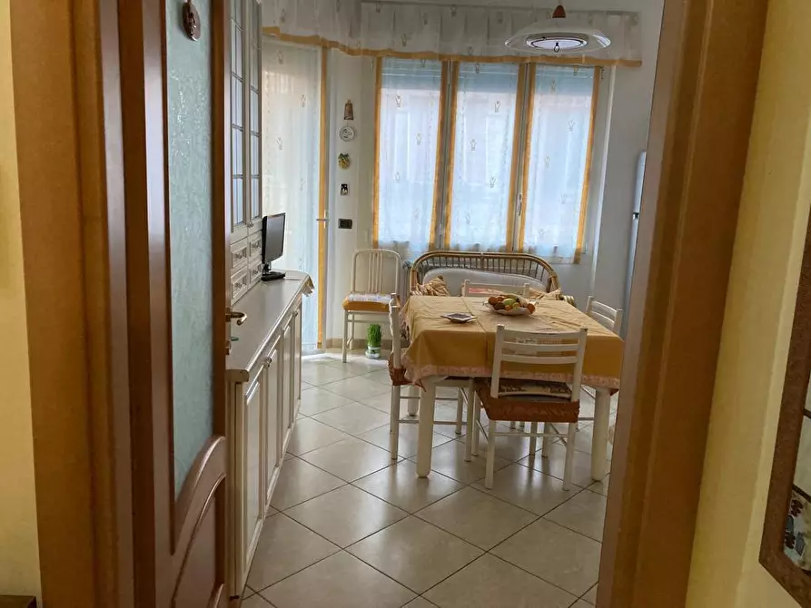 Immagine 23 di Quadrilocale in vendita  in Via Martiri della libertà 9 a Ventimiglia