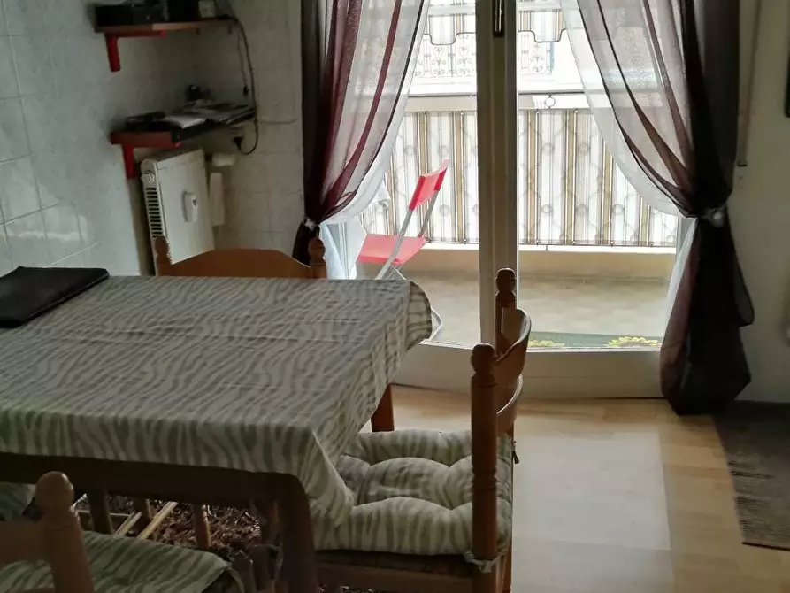 Immagine 10 di Bilocale in vendita  in Via Carso 3 a Ventimiglia