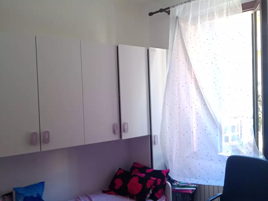 Immagine 2 di Pentalocale in vendita  in Via Roma 29 a Ventimiglia