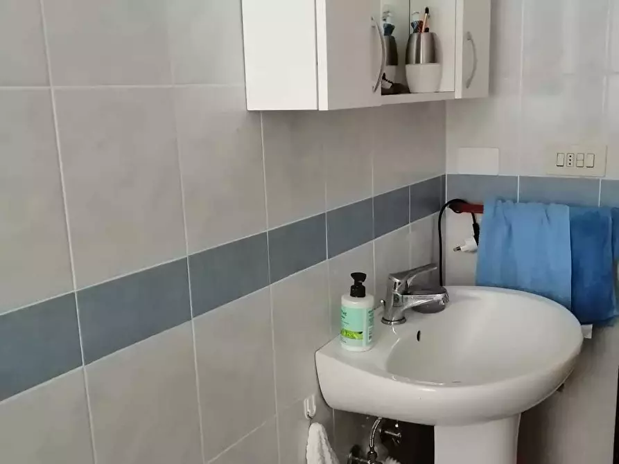 Immagine 2 di Bilocale in vendita  in Via Carso 3 a Ventimiglia