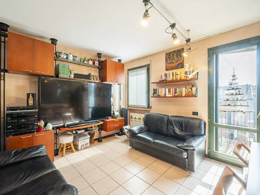 Immagine 5 di Quadrilocale in vendita  in Piazza Lubiana 4863 a Parma