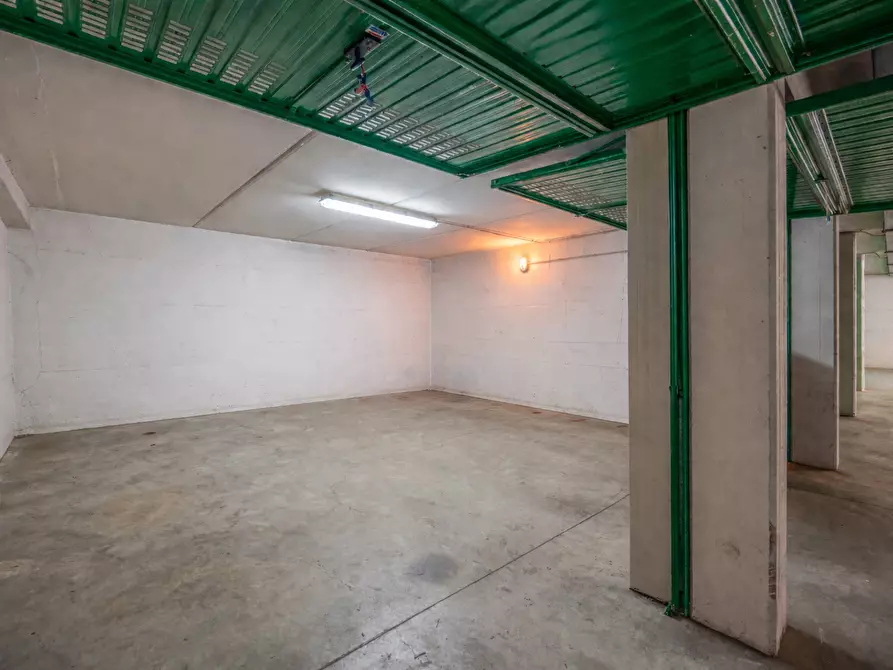Immagine 18 di Quadrilocale in vendita  in Via Alberto Lisoni 5 a Parma