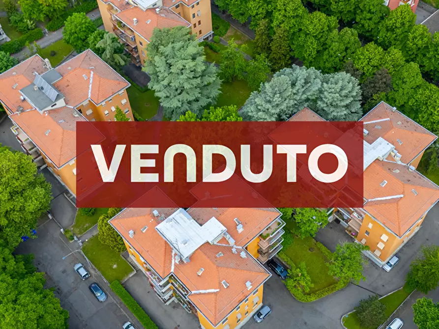 Immagine 1 di Quadrilocale in vendita  in Via Giuditta Sidoli 9600 a Parma
