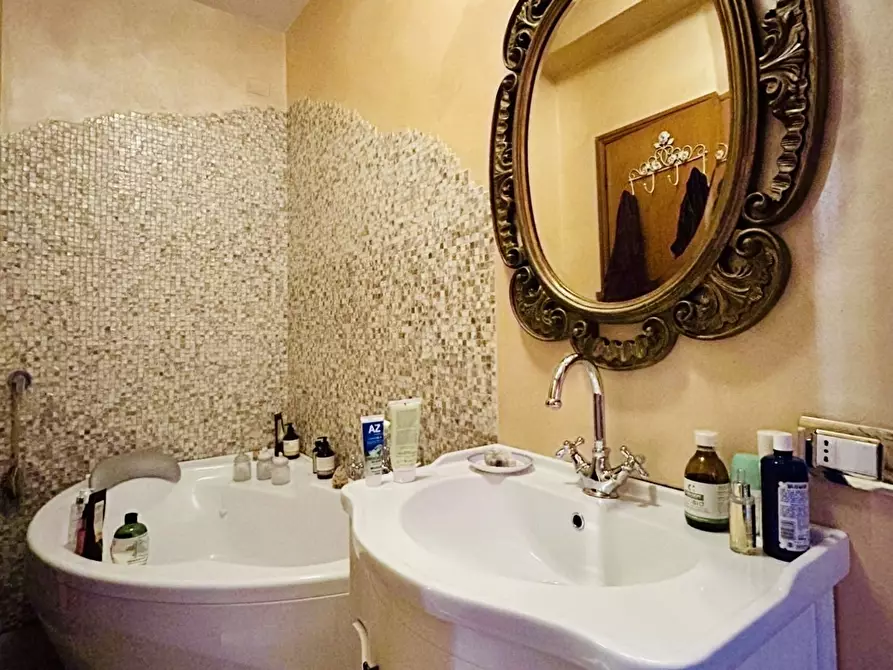 Immagine 15 di Appartamento in vendita  in Via paradiso 3 a Sarzana