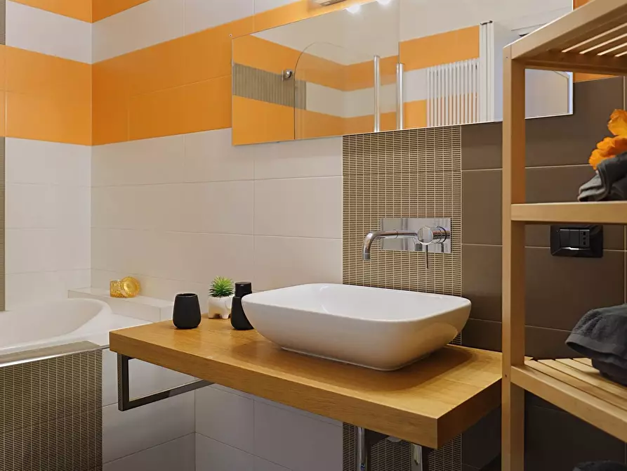 Immagine 8 di Casa indipendente in vendita  in Via Salerno 100 a Gela