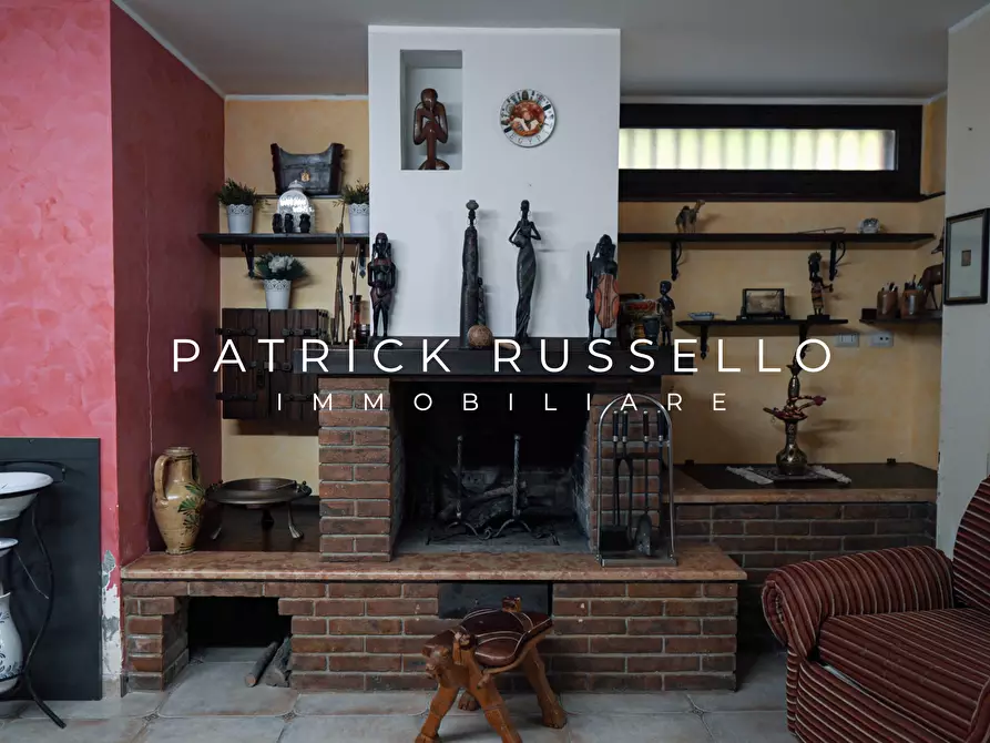 Immagine 36 di Villa in vendita  in Via Totò Principe De Curtis snc a Gela