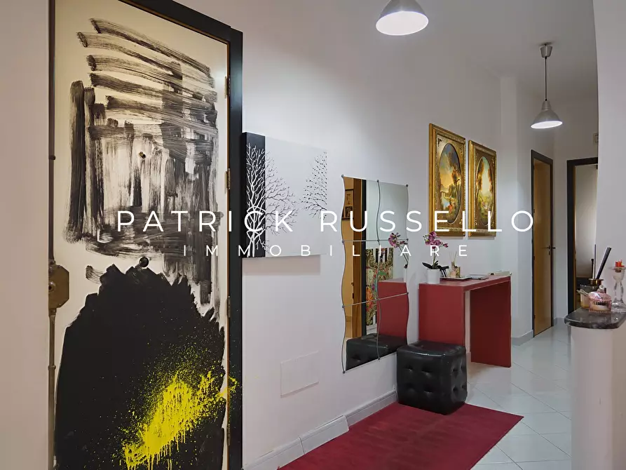 Immagine 8 di Quadrilocale in vendita  in Via Giacomo Amato 15 a Gela