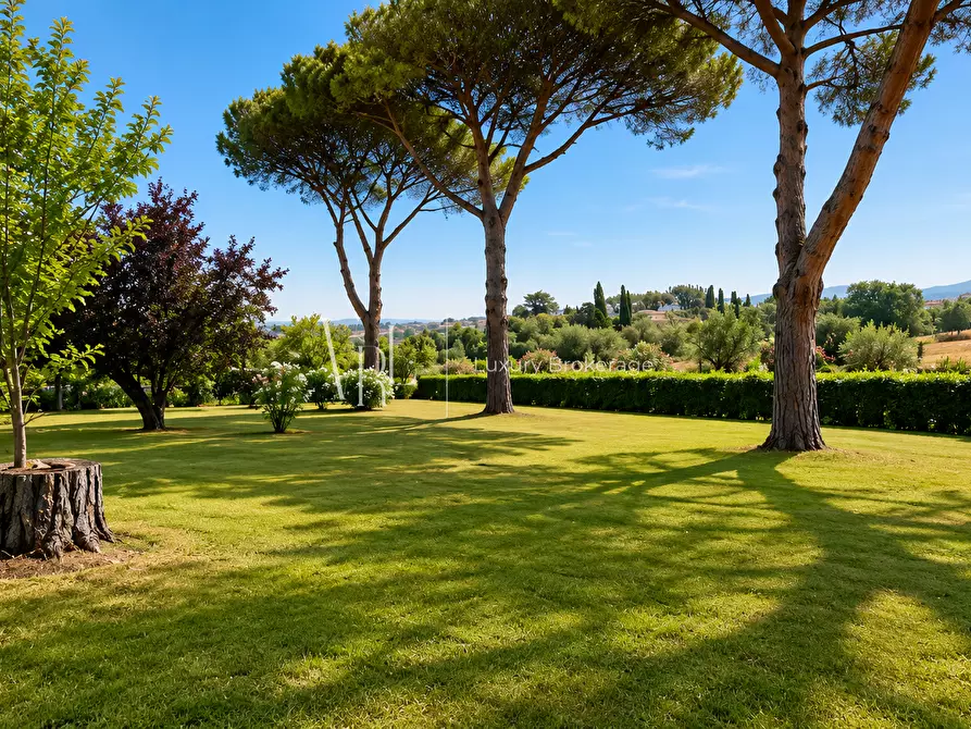 Immagine 10 di Casa indipendente in vendita  a Roma