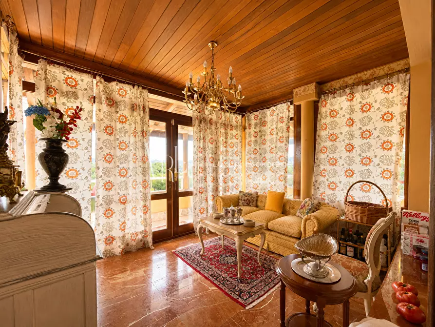Immagine 9 di Villa in vendita  a Roma
