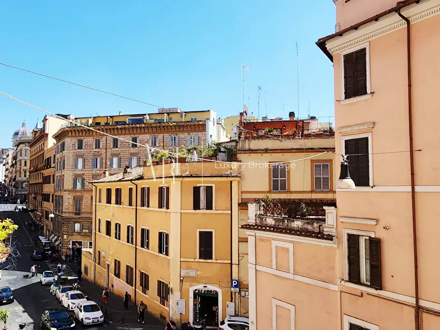 Immagine 9 di Pentalocale in vendita  a Roma