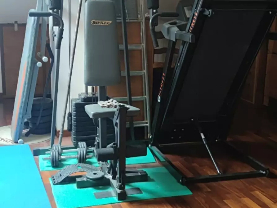 Immagine 19 di Terratetto in vendita  a Viareggio