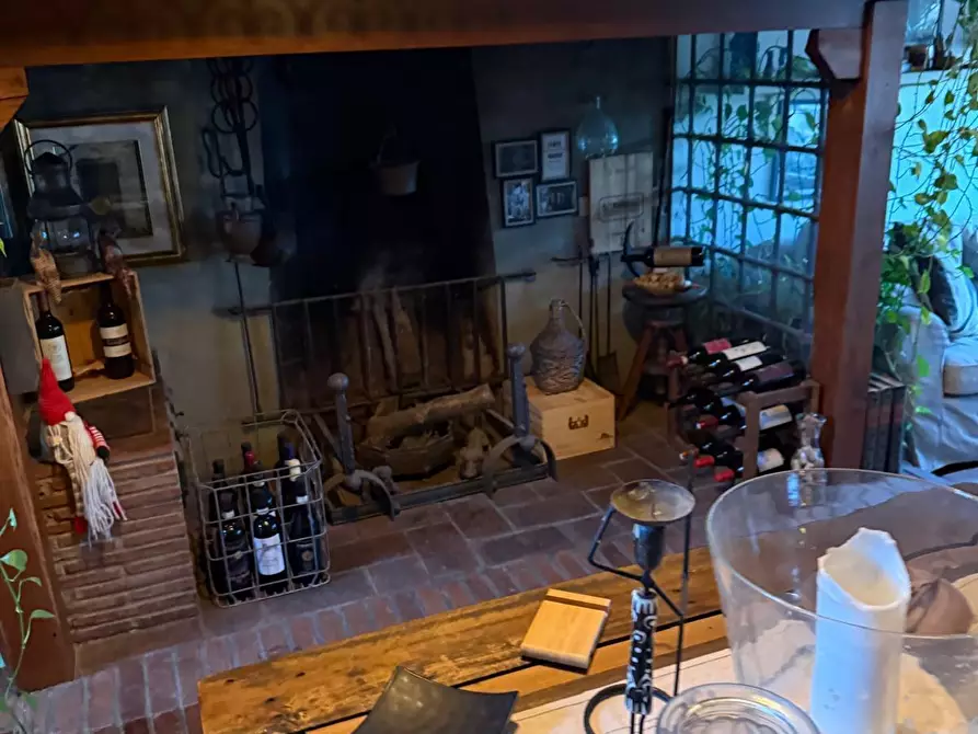 Immagine 13 di Mansarda in vendita  a Viareggio