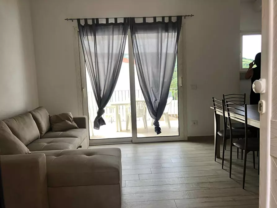 Immagine 8 di Bilocale in vendita  in Via Discesa alla Spiaggia 30 a Trinità D'agultu E Vignola