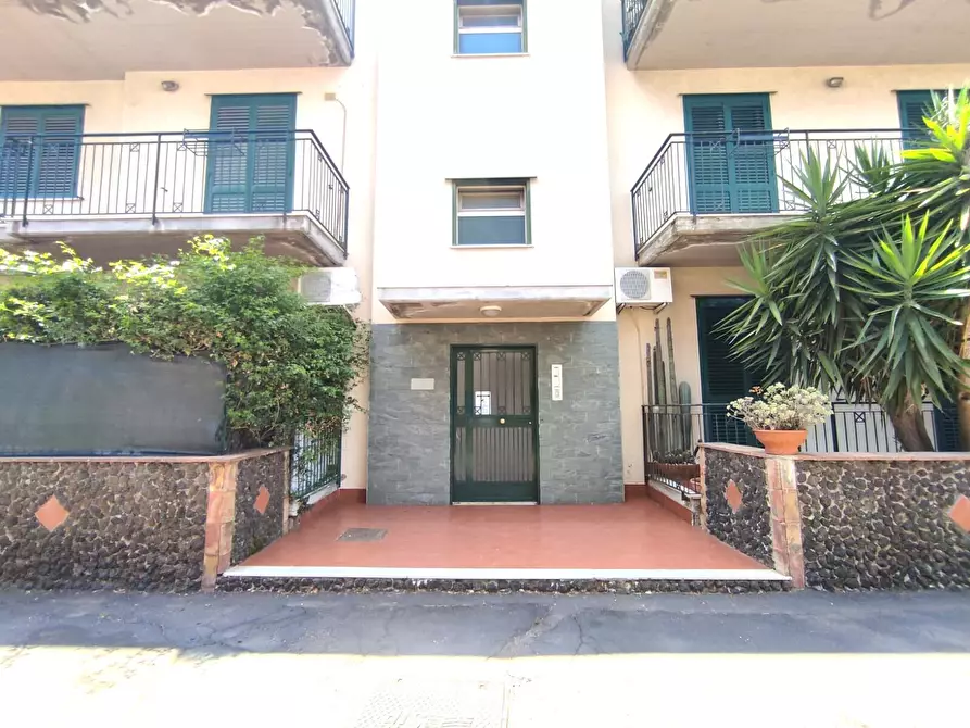 Immagine 4 di Bilocale in vendita  in Via Idria 52 a Tremestieri Etneo