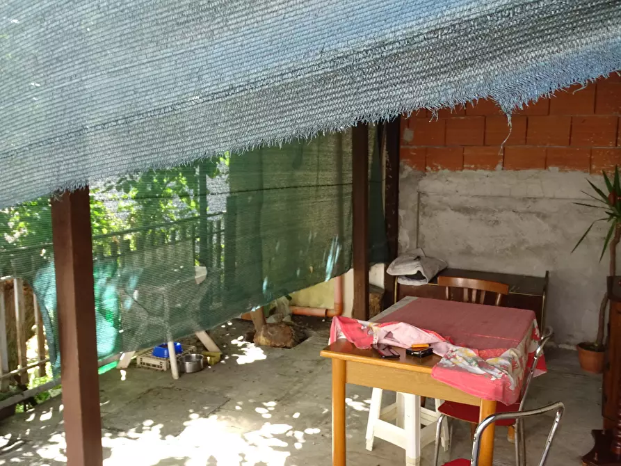 Immagine 4 di Casa indipendente in vendita  in Via delle Albicocche 17 a Catania