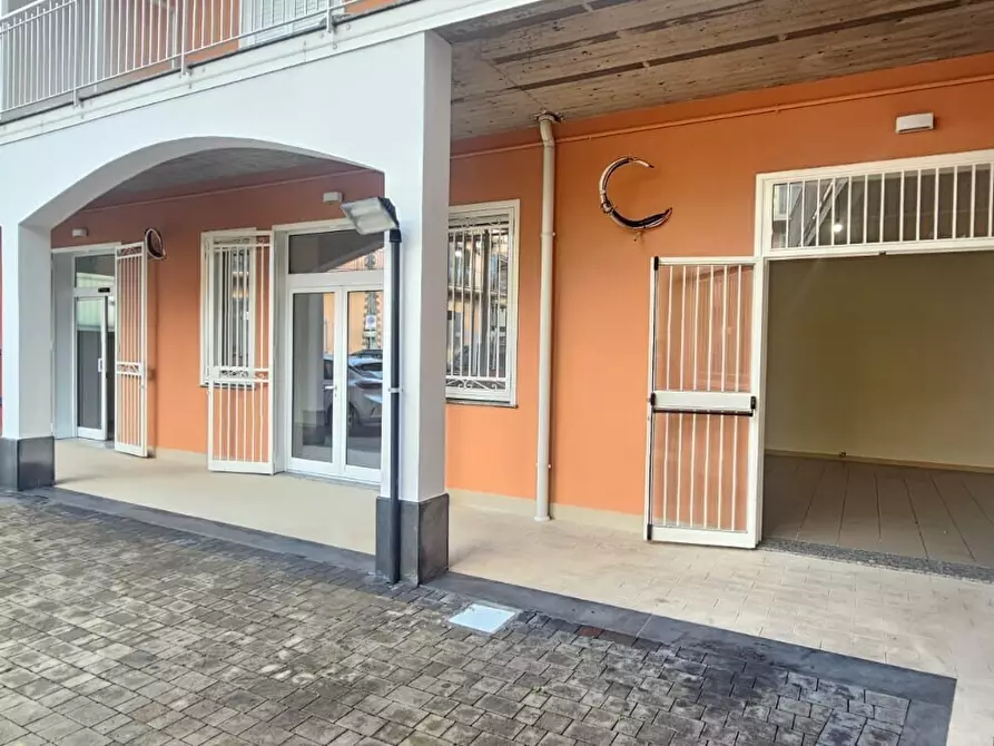 Immagine 8 di Attività artigianale in affitto  in Via Sciarelli 55 a Aci Castello