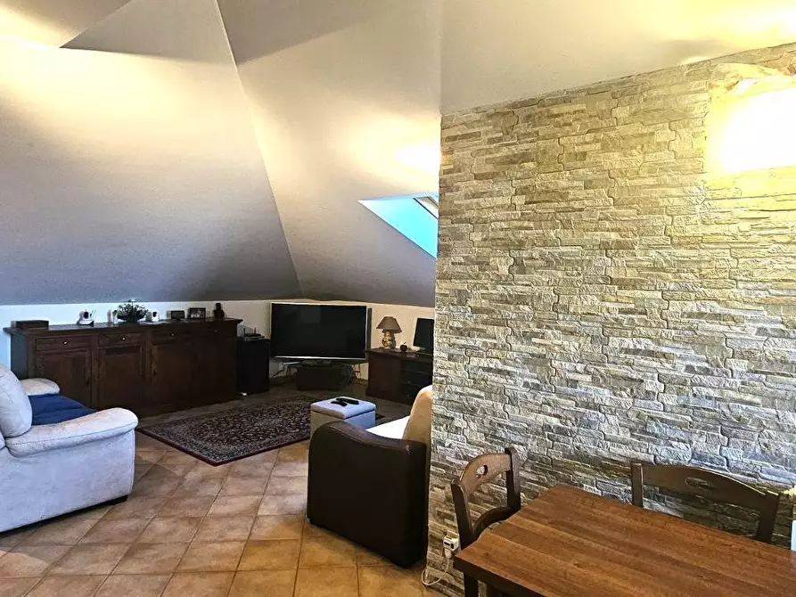 Immagine 4 di Mansarda in vendita  a Fiumefreddo Di Sicilia