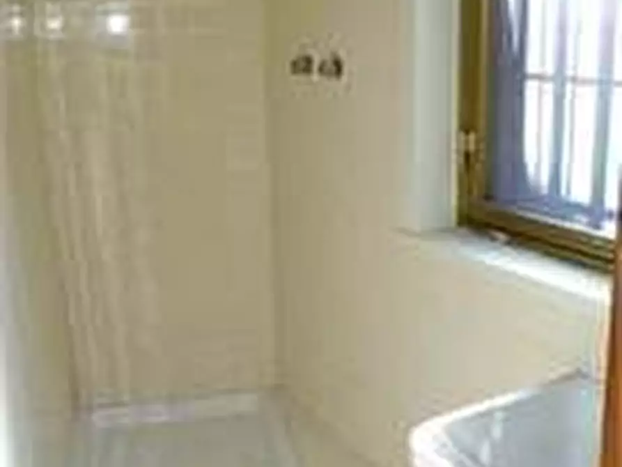 Immagine 8 di Trilocale in vendita  in Via Vincenzo Bellini 20 a San Pietro Clarenza