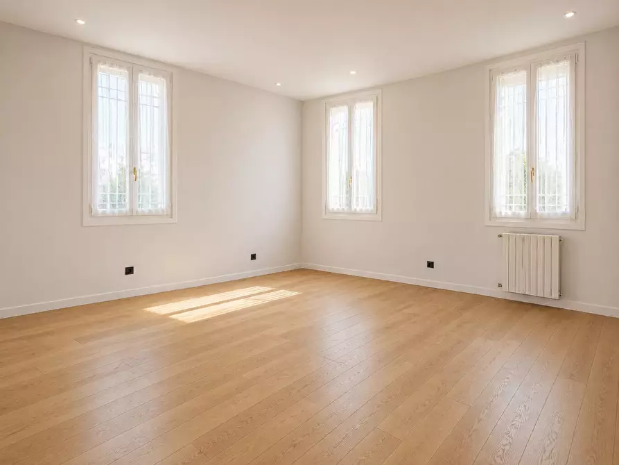 Immagine 3 di Casa indipendente in vendita  a Carpi