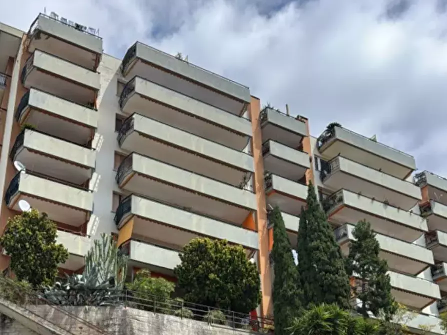 Immagine 3 di Trilocale in vendita  in Via Galilei 351 a San Remo