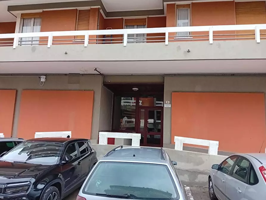 Immagine 24 di Trilocale in affitto  in Via Braie 3 a Bordighera