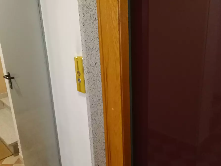 Immagine 12 di Bilocale in vendita  in Via Vittorio Emanuele 369 a Bordighera